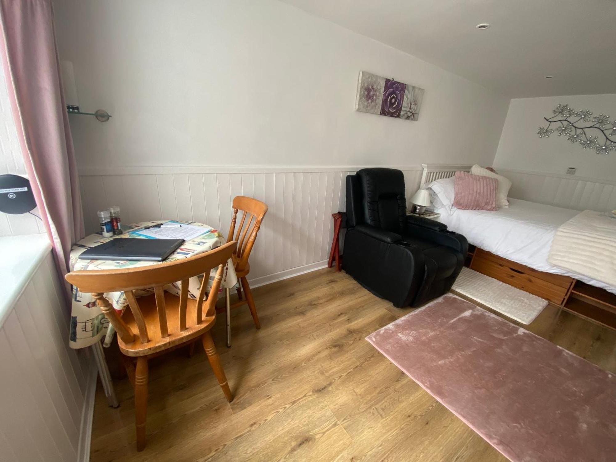 Aquarius B&B New Quay Buitenkant foto